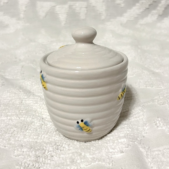 Home Essentials Bumble Bee Ceramic Sugar and Creamer Set - Picture 3 of 16
